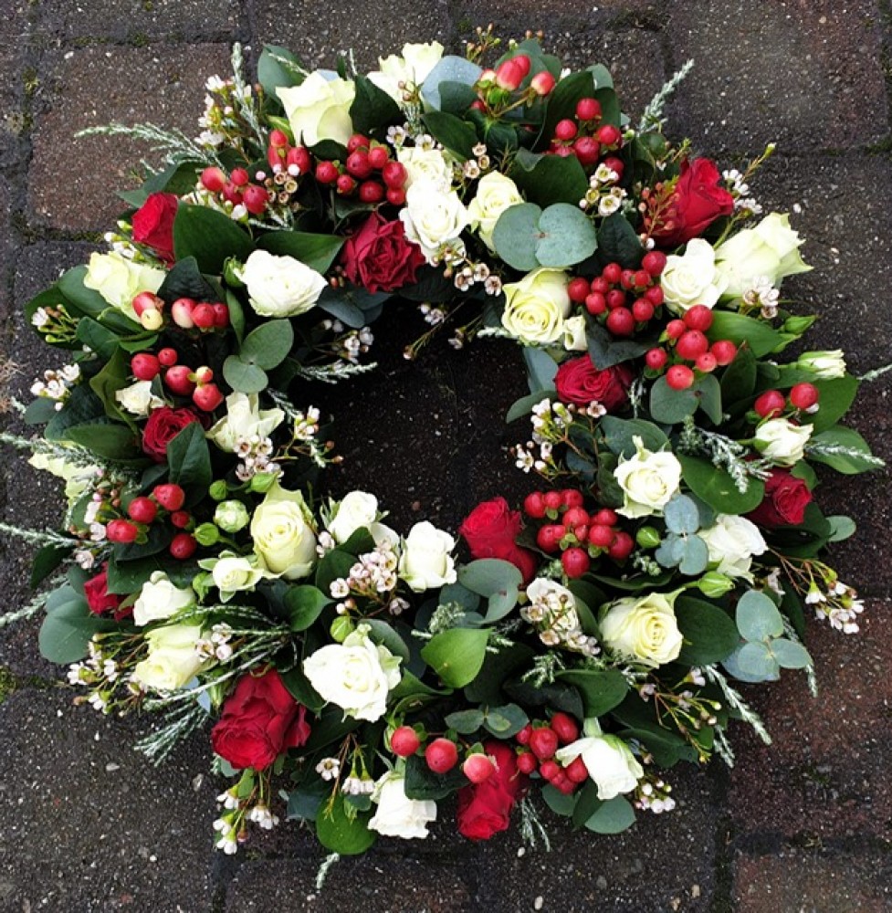 Red and white wreath